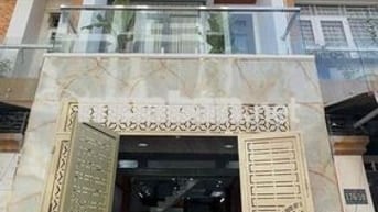 nhà ở riêng lẻ . 4x14 shr . pbhhB . bT