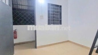 Phòng trọ có máy lạnh giá rẻ gần chợ Thạch Đà - Phạm Văn Chiêu