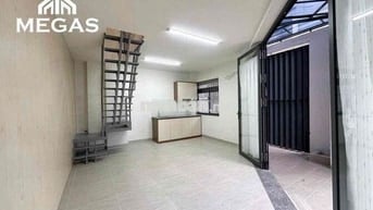 TRỐNG SẴN 1 CĂN KIOT VỪA Ở VỪA KINH DOANH MẶT TIỀN ĐƯỜNG TRƯỜNG HỌC