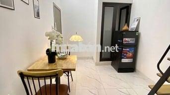 PHÒNG ĐẸP TRUNG TÂM, GẦN CÔNG VIÊN MỄ TRÌ FULL NỘI THẤT