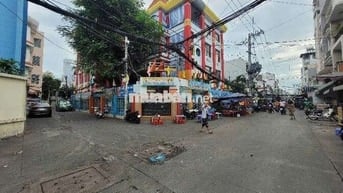 LÔ GÓC 4 TẦNG DT KHỦNG 160M2 THU NHẬP 80TR/THÁNG, CHỈ CÒN 1 CĂN TẠI Q4