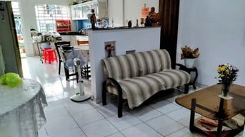 Nhà đẹp trung tâm Bình Thạnh – 4 tầng, 5 phòng ngủ, thu nhập ổn định