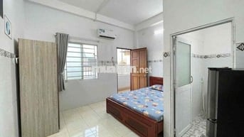 Phòng bancol full nội thất ngay Trần Bá Giao