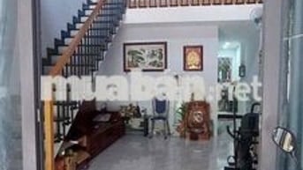 Cho thuê 4 x14-1 lững đúc -dưới 1 phòng -trên 2 phong -sach se