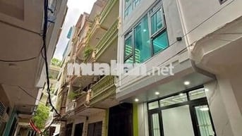 Tôi cần bán nhà Ngõ Đường Láng 5tầng thang máy full nội thất