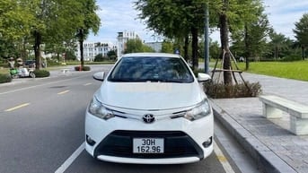 Toyota Vios E CVT 2017 màu trắng