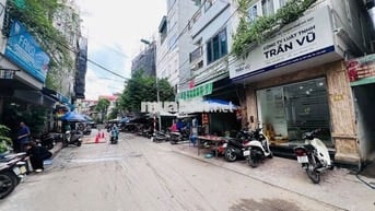 Bán CHDV 50m, 7 tầng thang máy, 1 nhà ra phố, dòng tiền 60t/ tháng.