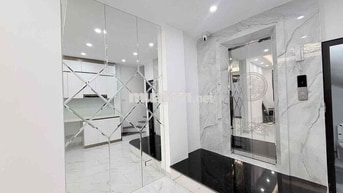 BÁN NHÀ LẠC LONG QUÂN – TÂY HỒ — 6 TẦNG THANG MÁY – Ô TÔ TẬN CỔNG