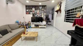 BÁN NHÀ NƠ TRANG LONG - SÁT MẶT TIỀN - 60M2 - NGANG 4,2m - CHỈ 7.x TỶ.