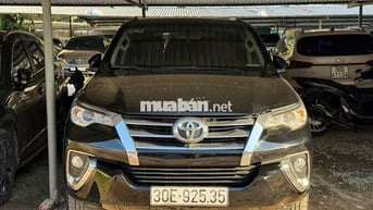 Xe Toyota Fortuner 2.7V 4x2 AT 2017