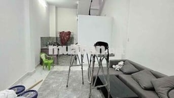 NHÀ 2 PHÒNG HẺM XE HƠI BÌNH TIÊN