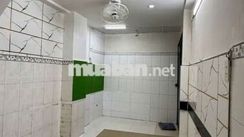 Nhà trung tâm quận 10 , thuận tiện đi làm , đi chơi v.v.v