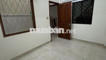 Phòng trọ Đào Duy Anh có bếp, sân và nhà vệ sinh riêng