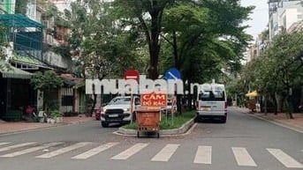 Nhà 4 tầng mặt tiền đường 204 cao lỗ p4 q8 DT 4 x 15m