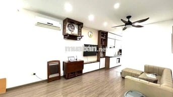 cần bán căn hộ toà vp6 kđt linh đàm