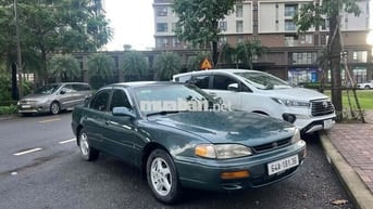 Toyota Camry Xanh rêu Số sàn