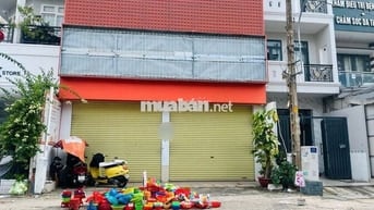 Cho thuê nhà mặt tiền đường 3 tháng 2 dt 9x16m 2L vị trí kd sầm uất