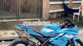 Yamaha R15 FI màu Xanh dương
