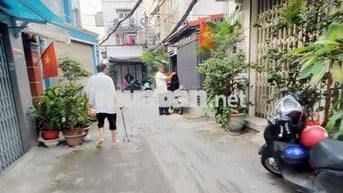 nhà 2 tầng 154 âu dương lân, P.3 Q8 - hẻm xe hơi, sổ hồng riêng, 3pn