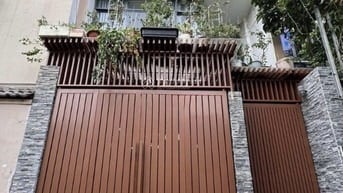 Bán nhà đang cho thuê văn phòng tại Sư Thiện Chiếu, Quận 3. 