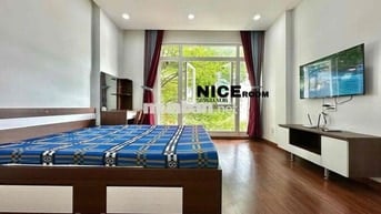 Chính chủ cho thuê căn hộ rộng 45m2-Cửa sổ lớn gần Metro tiện đi Q1,Q2