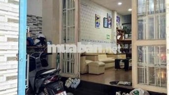 Nhỉnh 6 tỷ, nhà Tám Danh - Tạ Quang Bửu, 57m2, 3 Tầng, 3PN