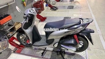 Honda SH Mode Bạc