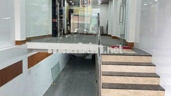 Nhà phố Tân Định vị trí đẹp, 2 tầng, 4PN tiện nghi😍