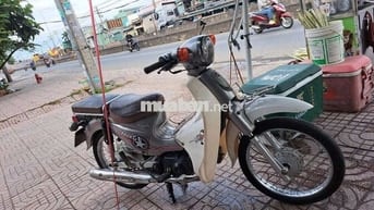Xe máy HD 50cc màu Trắng