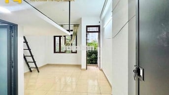 Nhà mới 1000% ở Nguyễn Kiệm  ngay sân bay gần iuh vlu