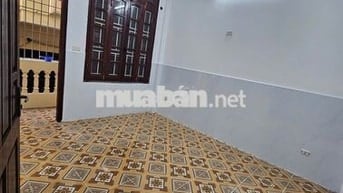 Cho thuê NHÀ – 15tr , 5pn, 3 wc .  Ngõ 165 Định Công, Hoàng Mai