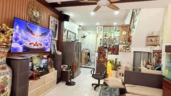 ĐƯỜNG 7M KHU PHÂN LÔ ĐẸP CHÍNH CHỦ 4 TỶ 850 1T2L CẦN TIỀN BÁN THANG