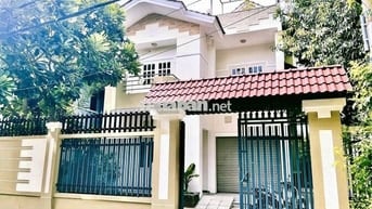 cho thuê biệt thự gái rẻ đường nội bô quận bình tân