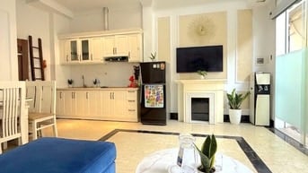 BÁN NHÀ BÁT KHỐI - ĐỐI DIỆN AEON - ÔTÔ ĐỖ CỬA  (38m2 – GIÁ 7 TỶ 9)