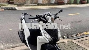 Honda Vision 2019 Trắng đen