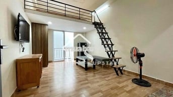 CHO THUÊ CĂN HỘ DUPLEX BAN CÔNG MÁY GIẶT RIÊNG NGAY HOÀ HƯNG - QUẬN 10