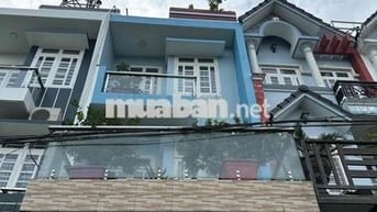 bình thành chủ ngợp giá 3,9 tỷ 4x14nhà 3tầng