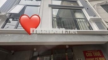 BÁN NHÀ LẠC LONG QUÂN – TÒA CĂN HỘ DỊCH VỤ   – OTO ĐỖ CỬA