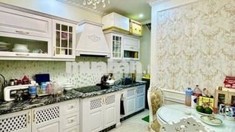 HIẾM_ NHÀ 1 XẸT_HXH_5 TẦNG_6PN_SHR_41M2_Giảm sâu còn 8ty6 Q10