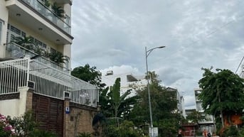 13.5 tỷ chi có 13.5 tỷ là có lô ĐẤT KHU 1 ( KHU 143 HA ) THẠNH MỸ LỢI