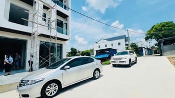 CẦN TIỀN BÁN LÔ ĐẤT 5X30 ĐƯỜNG LỚN 7M KHU DÂN CƯ ĐÔNG ĐÚC 