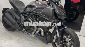 DUCATI Diavel