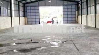 Cho thuê kho xưởng mặt tiền đg quốc lộ 1A,Bình Tân dt 900 m2 90tr
