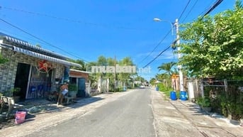 BÁN MẢNH ĐẤT Ngã tư Suối Lội 5x30=150m2, đường nhựa, SHR 1tỷ250