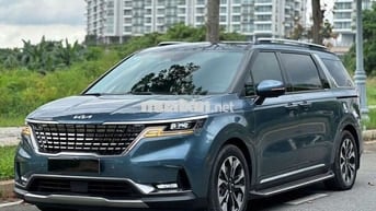 Kia carnival 2.2D signature 7S  - 9000 km