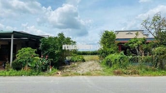 Đất ngộp ngay mặt tiền đường Ba Sa, Sẵn thổ Cư (5,5x28) Giá chỉ 890tr