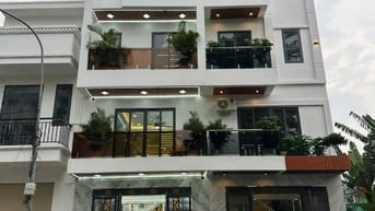 NHÀ ĐẸP MỚI XÂY XONG - ĐƯỜNG 12M VỈA HÈ CÂY XANH THOÁNG MÁT