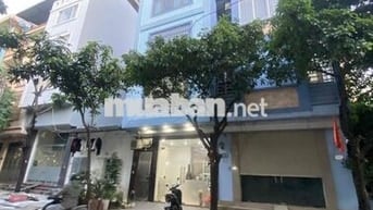 Bán nhà phân lô vỉa hè, ô tô tránh thông, kinh doanh văn phòng giá tôt