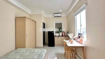 Ở Liền!! Studio Đẹp Gần Cầu Hoàng Hoa Thám Full Nội Thất, Thang Máy