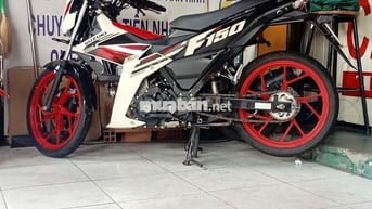 Suzuki Satria F150 Đỏ trắng đen